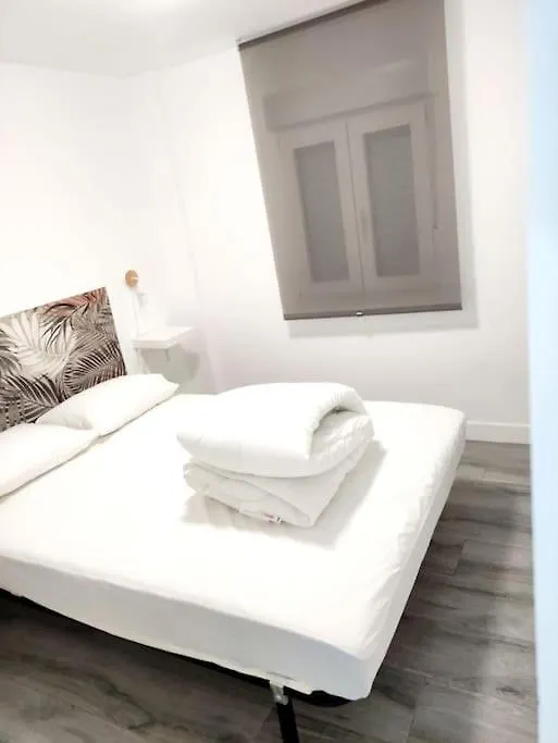 Acogedor Apartamento Familiar En Area Residencial マドリード アパート