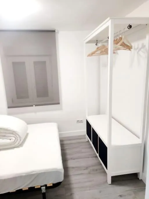 Acogedor Apartamento Familiar En Area Residencial Madrid España